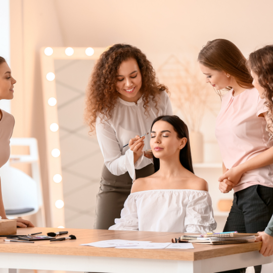 Cursos de Estética y Cosmetología Online Formación Profesional 100% Virtual